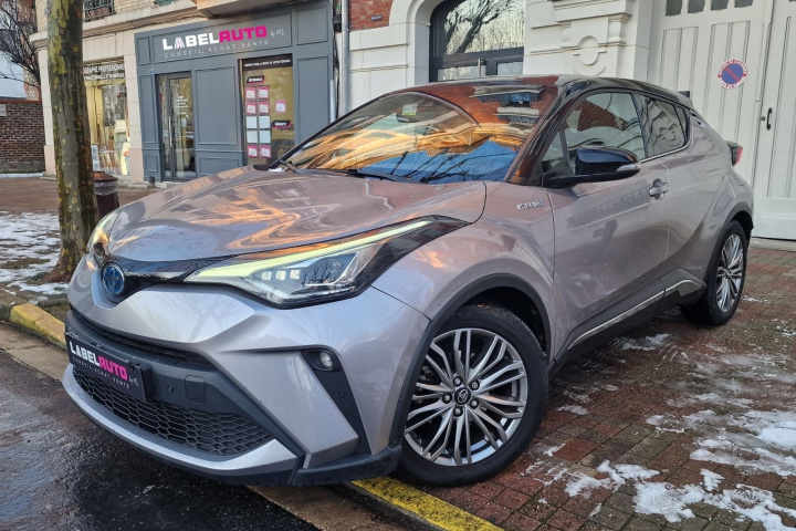 TOYOTA C-HR HYBRIDE MY22