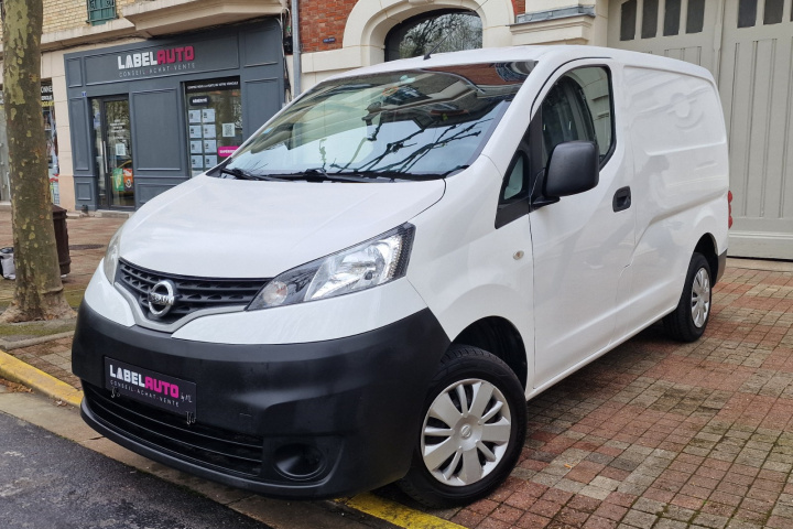 NISSAN NV200 FOURGON