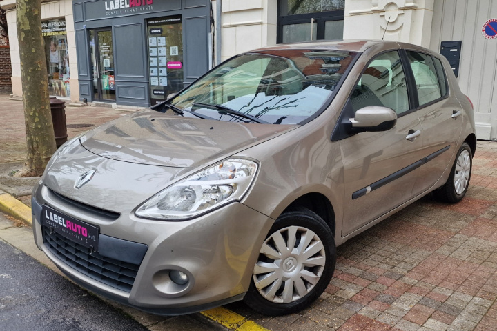 RENAULT CLIO III