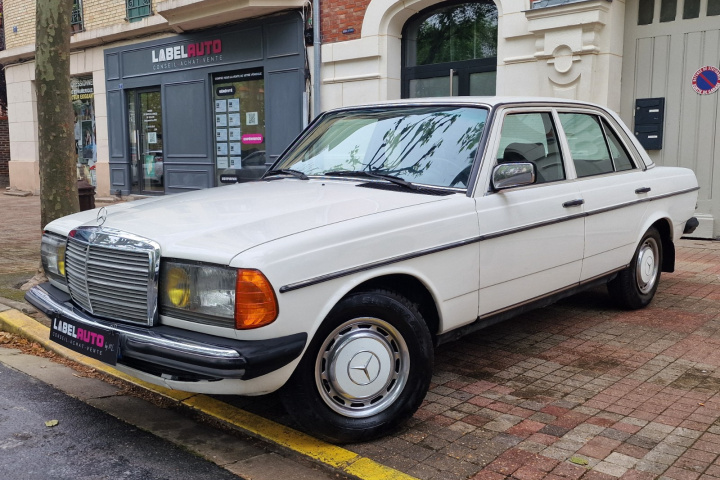 MERCEDES 300D W 124