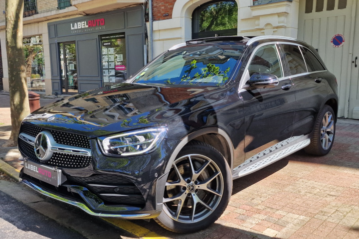 MERCEDES GLC