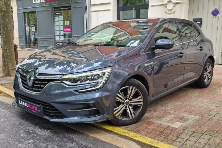 RENAULT MEGANE IV BERLINE