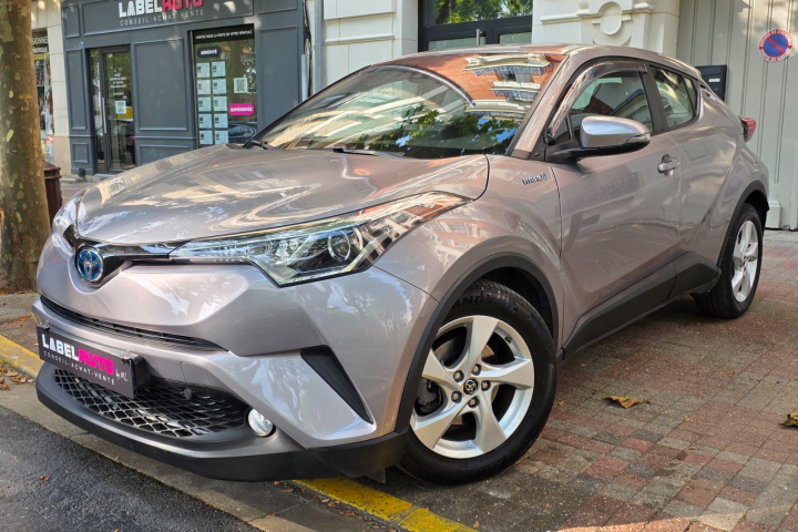 TOYOTA C-HR HYBRIDE MY22