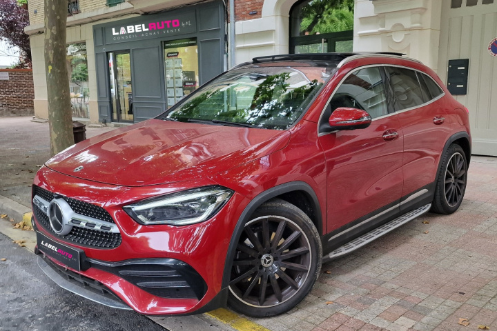 MERCEDES GLA