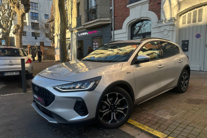 FORD FOCUS ACTIVE